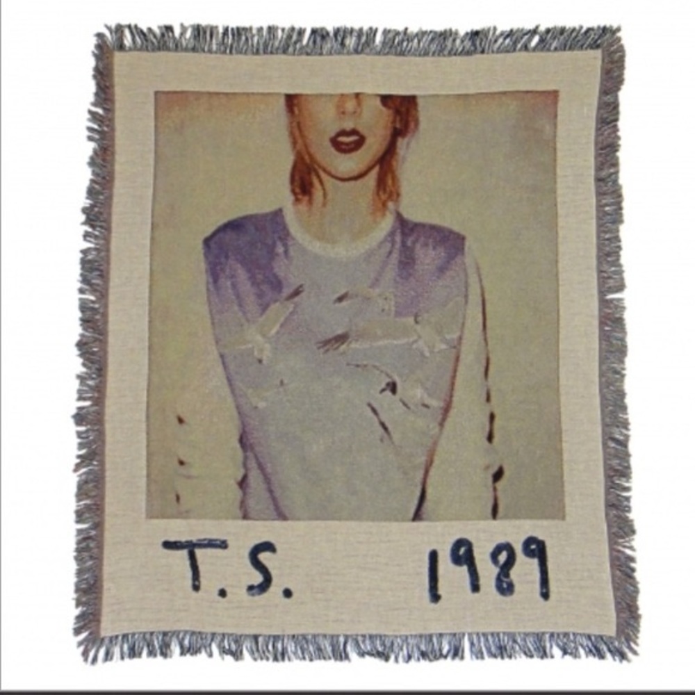 🛑SOLD🛑 Taylor Swift 1989 Blanket